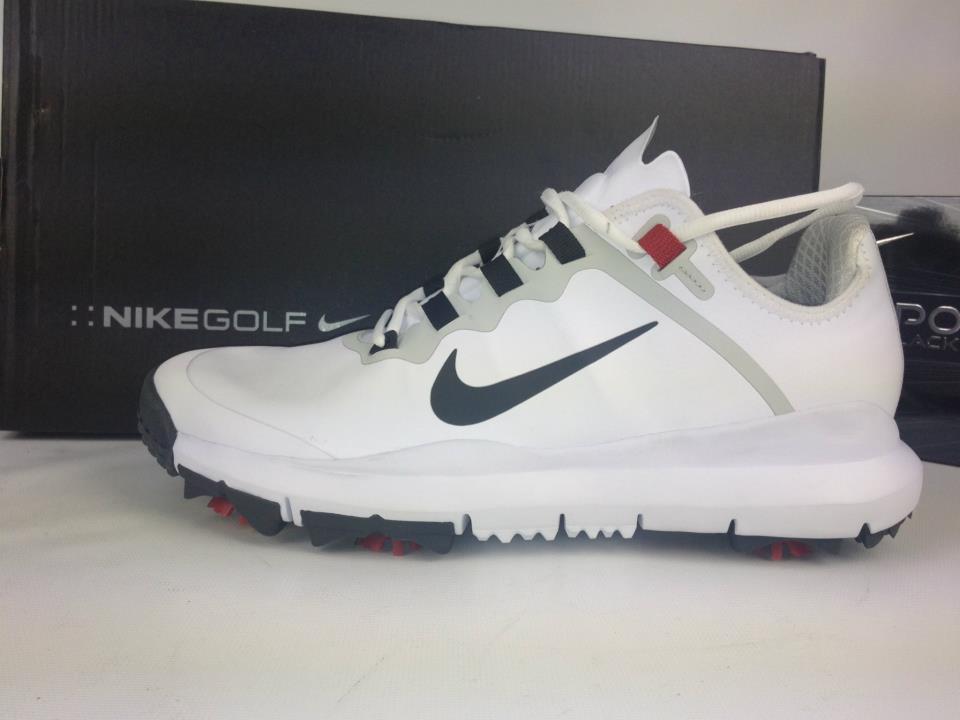 tiger woods 13 golf shoes