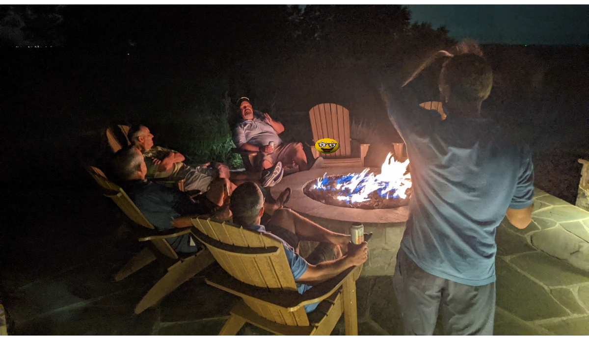 2085065008_FirePit.png.b3e5c0891bee0f5df90d3081918ad8db.png