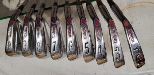More information about "Wilson Staff Irons - Fluid Feel - Red Button - Stiff Shafts"
