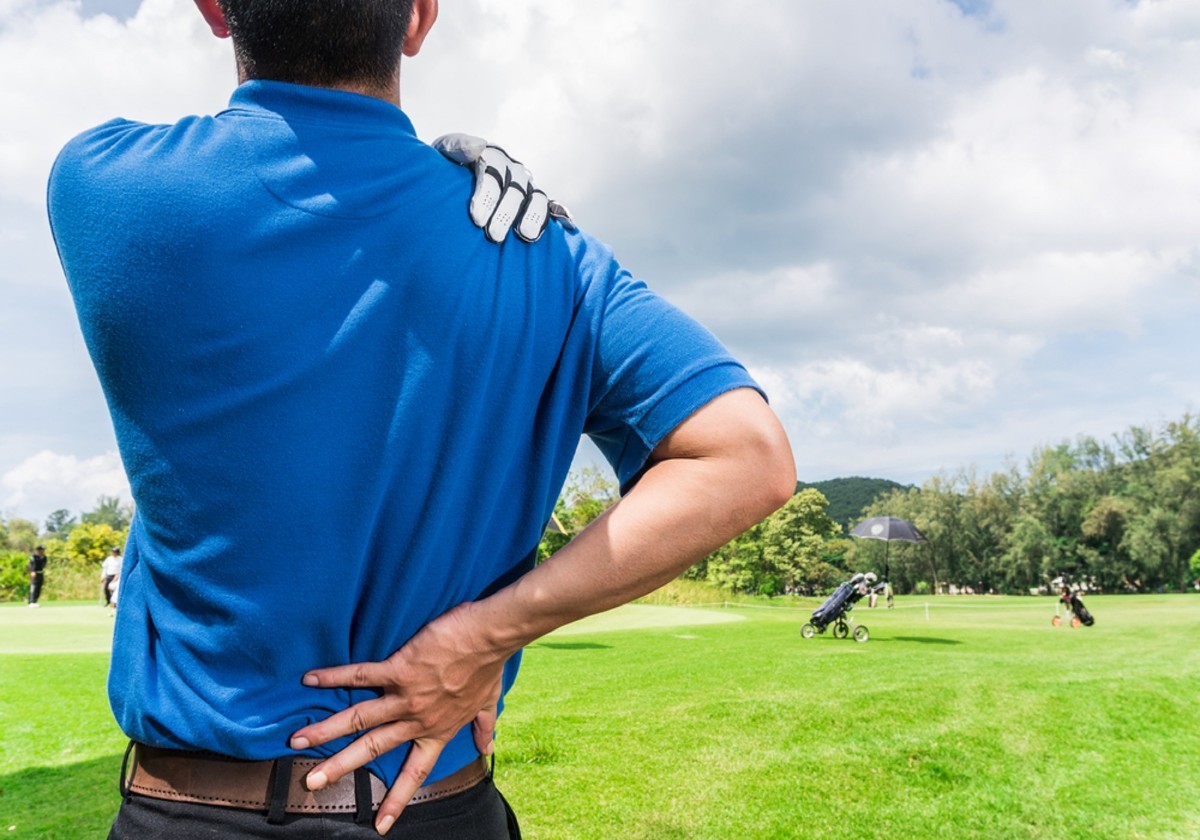 back-pain-golf.jpg